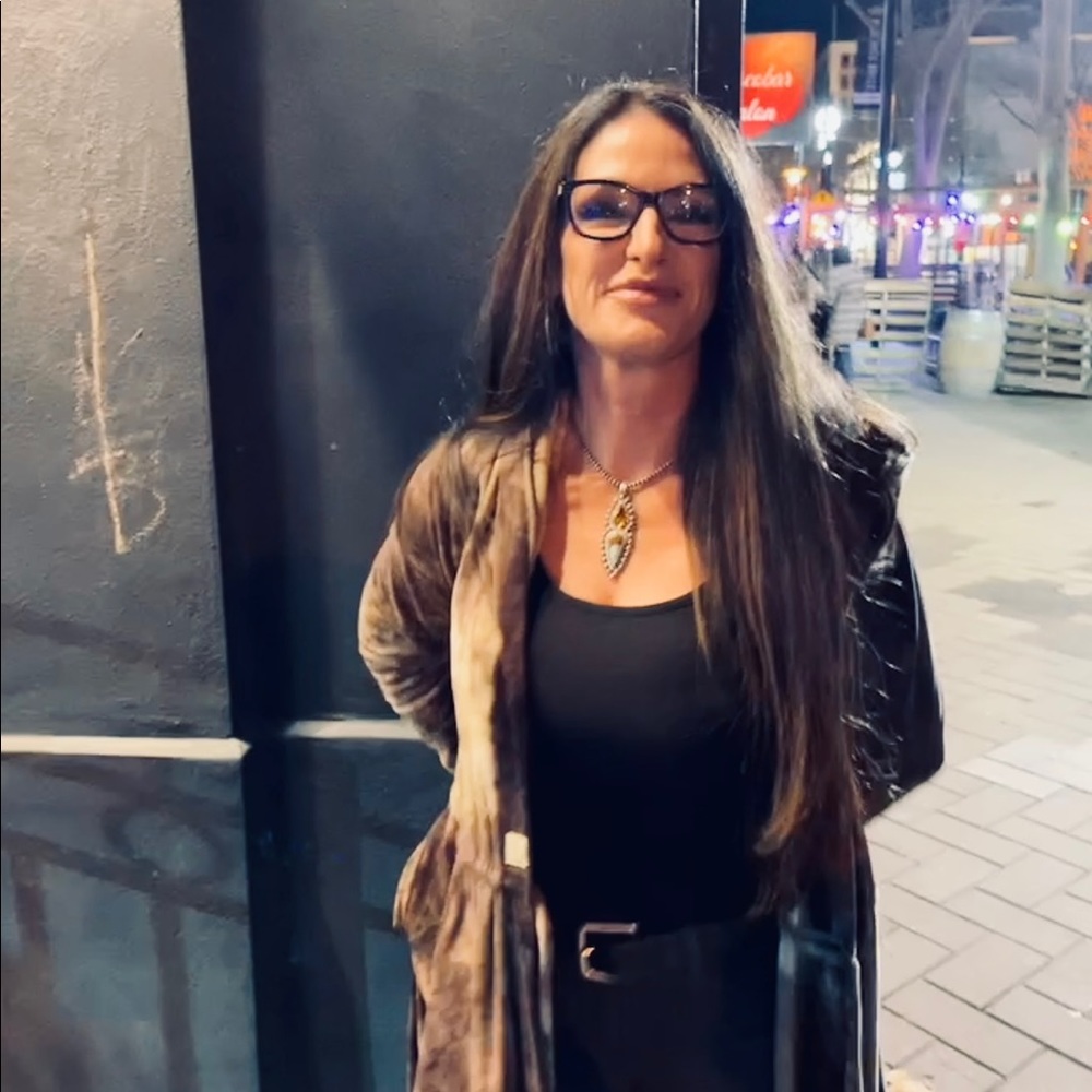 Meet your Posher, Angel